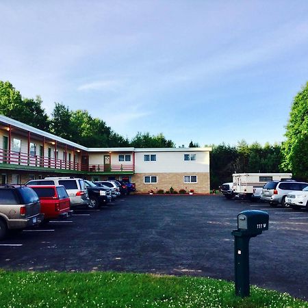 איירונווד Cedars Motel מראה חיצוני תמונה