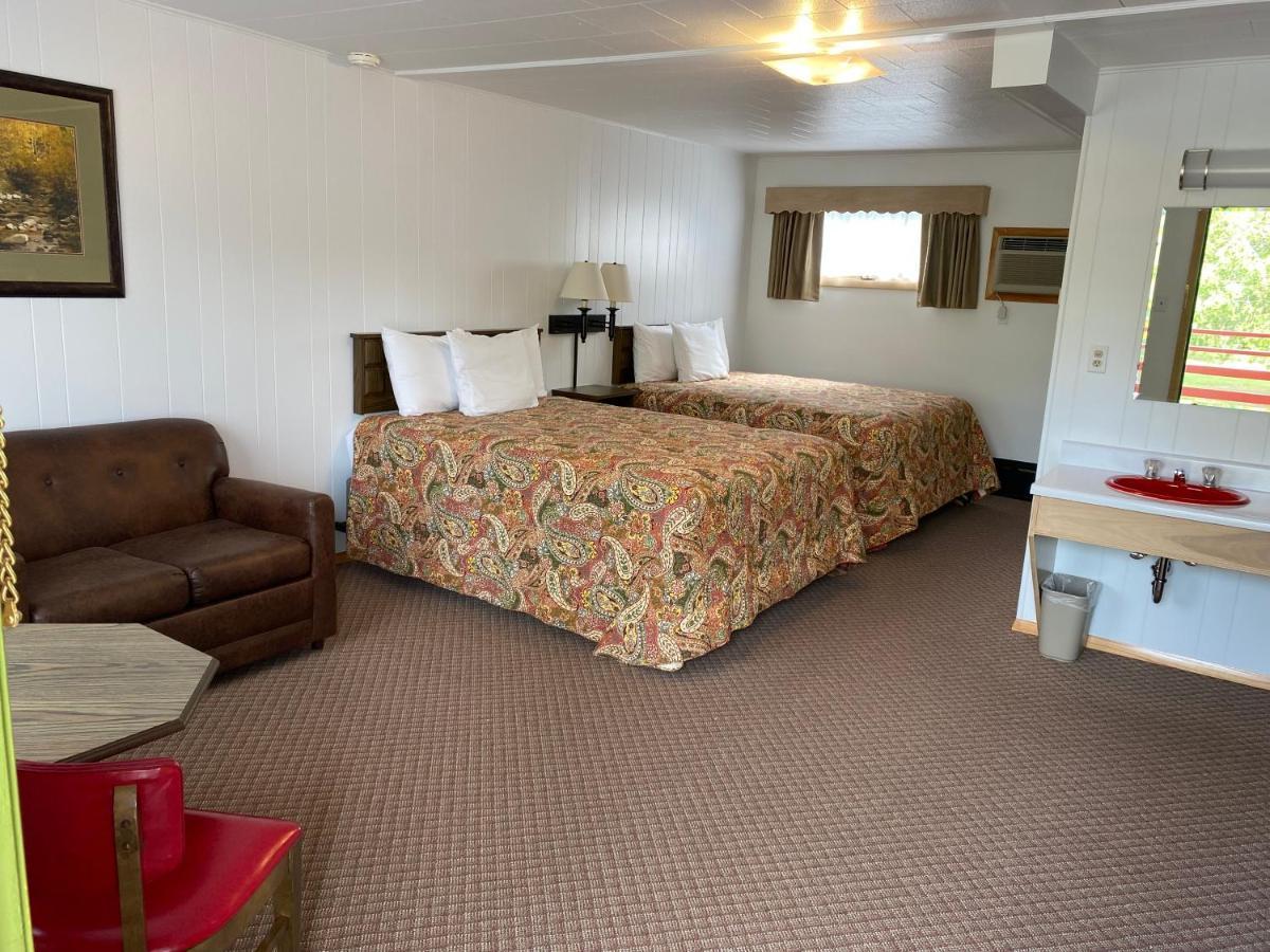 איירונווד Cedars Motel מראה חיצוני תמונה