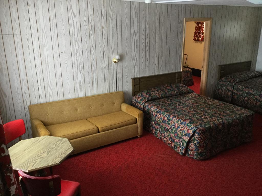 איירונווד Cedars Motel מראה חיצוני תמונה