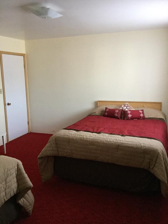איירונווד Cedars Motel מראה חיצוני תמונה