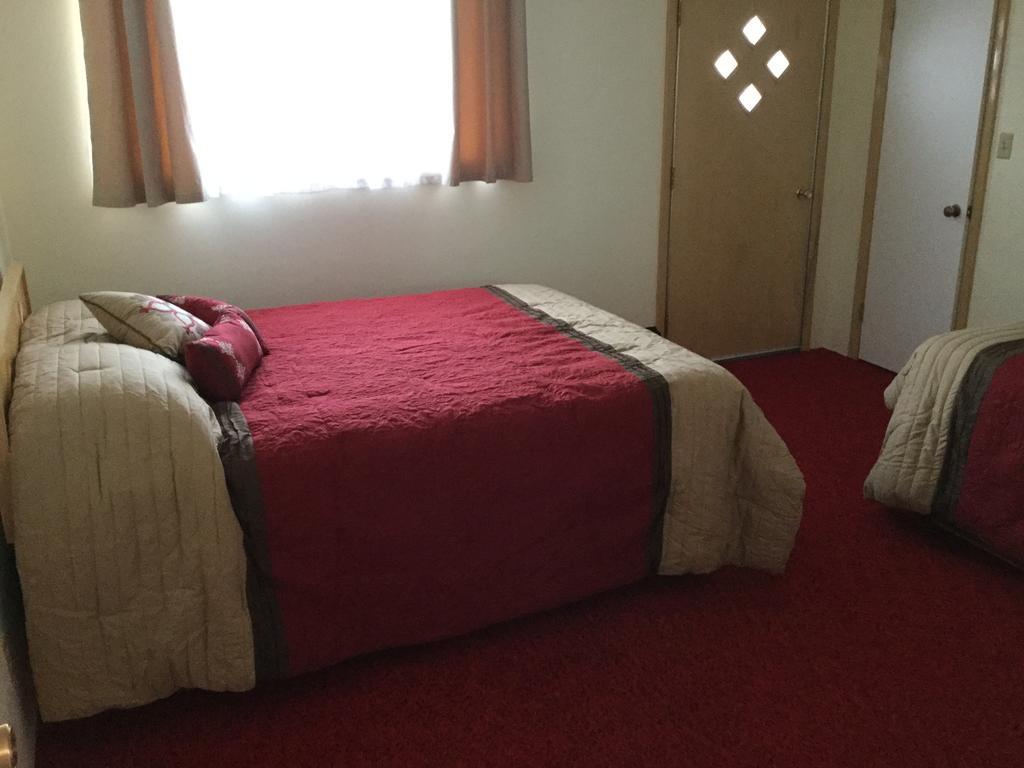 איירונווד Cedars Motel מראה חיצוני תמונה