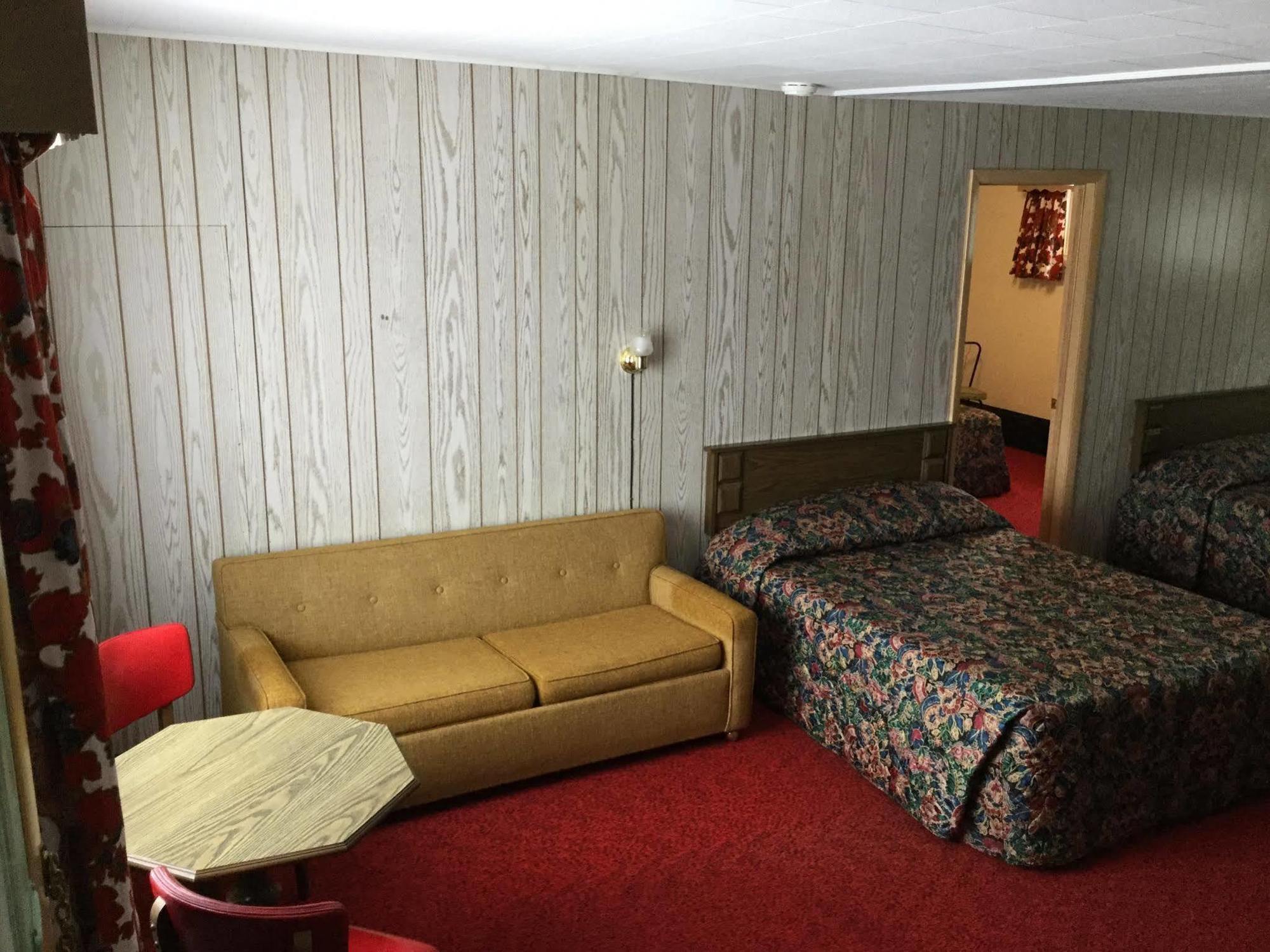 איירונווד Cedars Motel מראה חיצוני תמונה