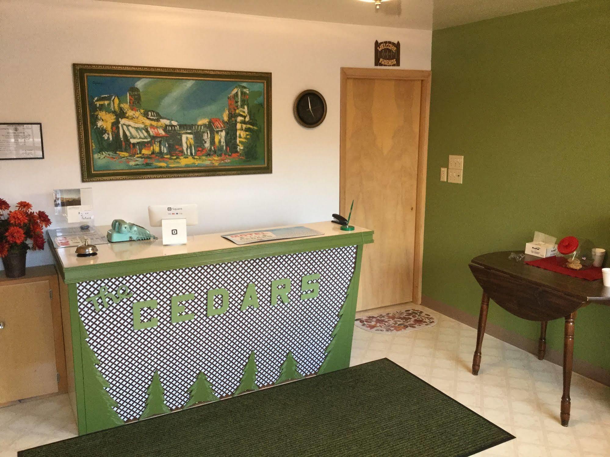 איירונווד Cedars Motel מראה חיצוני תמונה